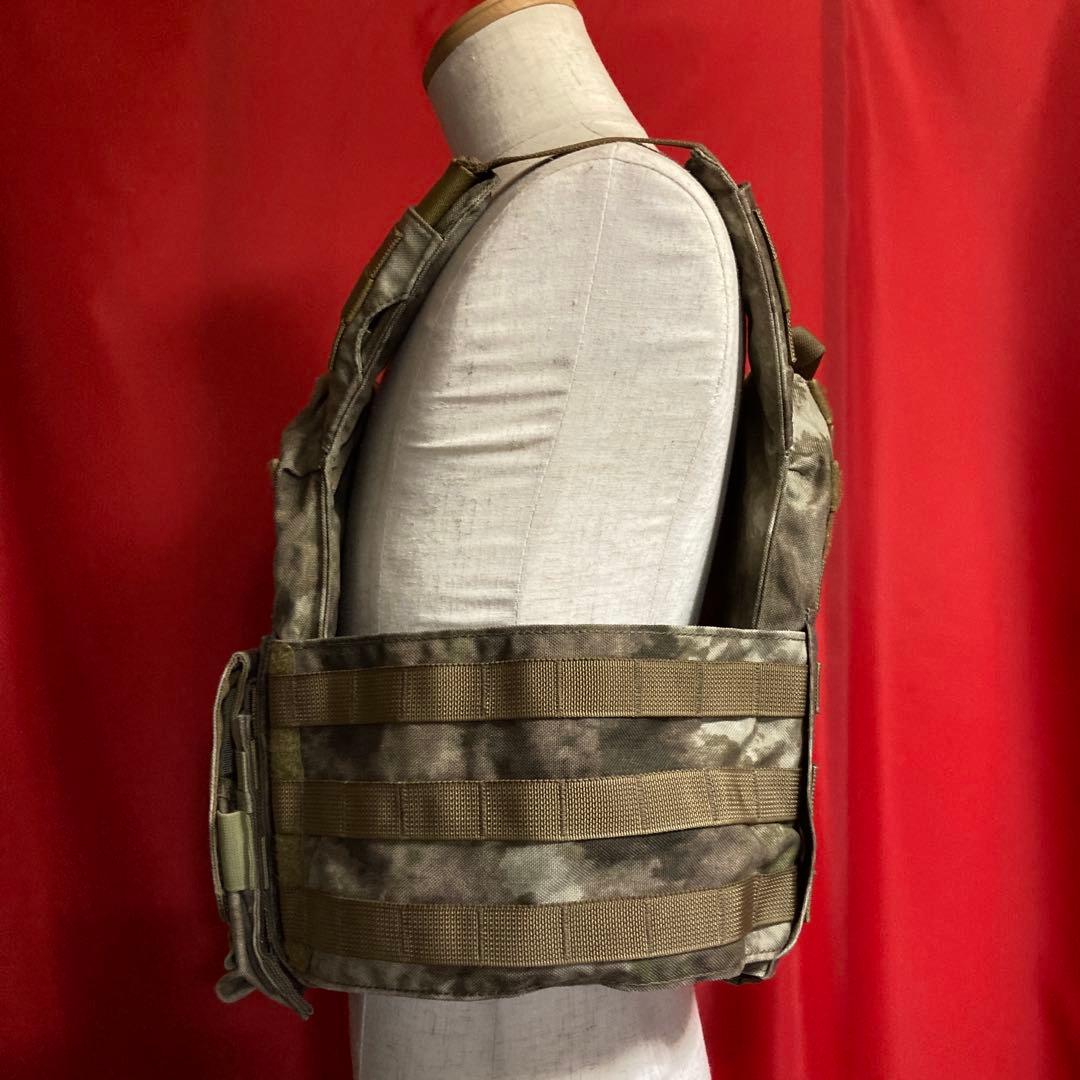 SHELLBACKTACTICALバンシープレートキャリア 実物プレート付