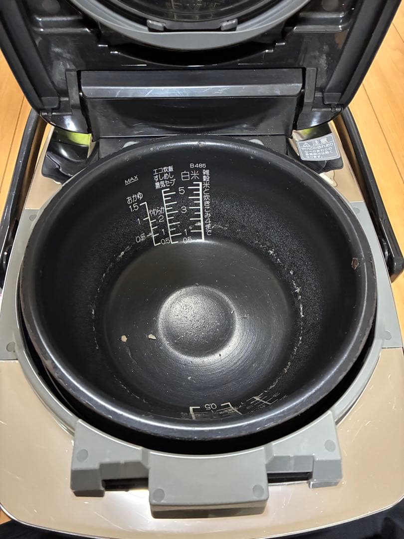 ZOJIRUSHI NW-AT10 炊飯器 1.0L 黒