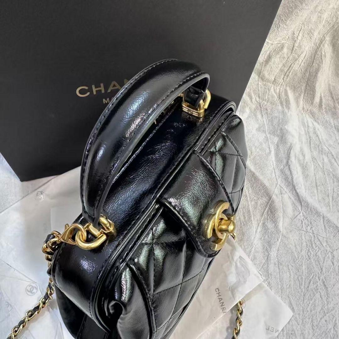 CHANEL黒シャネル ショルダーバッグ がま口ボストン型 ノベルティ