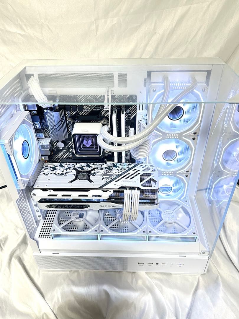 【新品】　ゲーミングPC RYZEN7 5700x RX7700XT 32GB