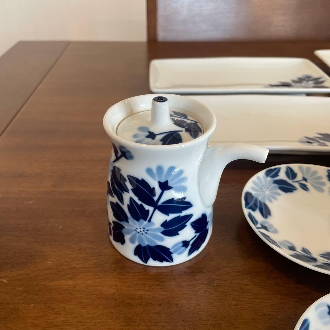 白山陶器　青い花柄の食器セット ２客×６点セット