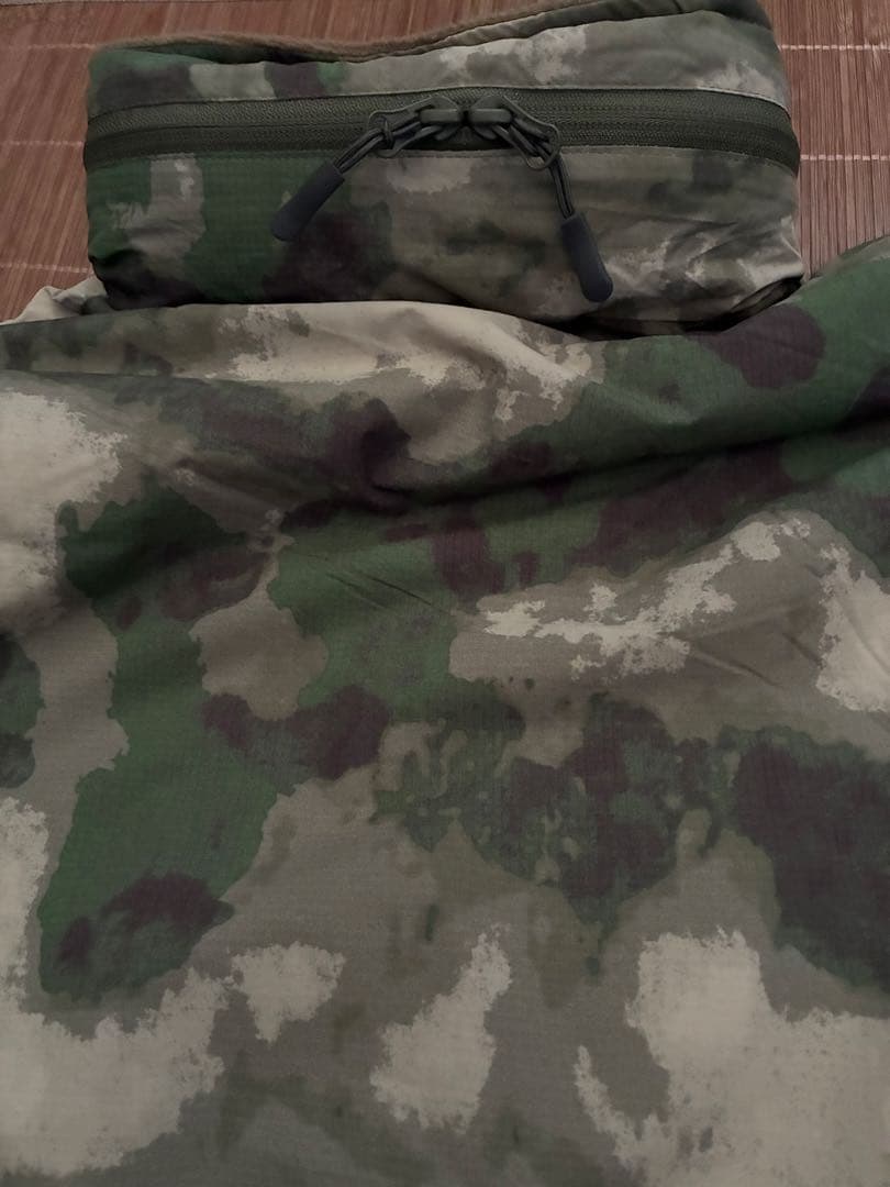 未使用保管品ロシア軍北朝鮮軍仕様内綿入防寒外衣フード収納可能高品質お洒落です