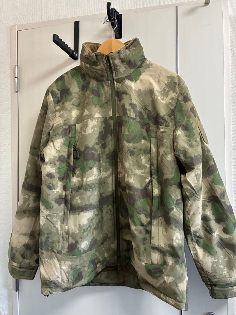 未使用保管品ロシア軍北朝鮮軍仕様内綿入防寒外衣フード収納可能高品質お洒落です