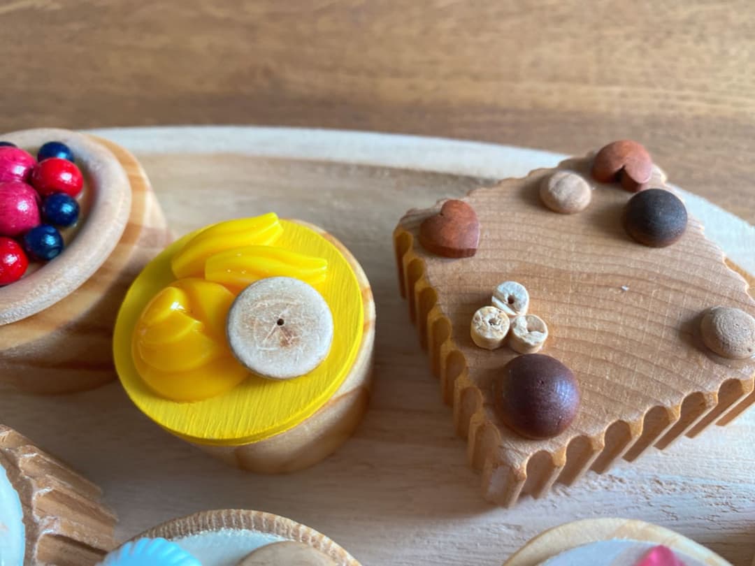 メンテナンス中　おままごと　タルト　ハンドメイド　木製　ケーキ　ままごと