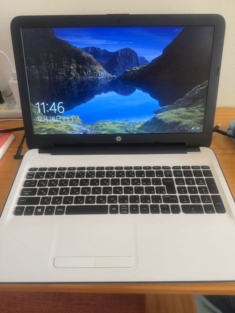 HP ノートパソコン 15.6インチSSD換装済メモリー4GB TPN-C126