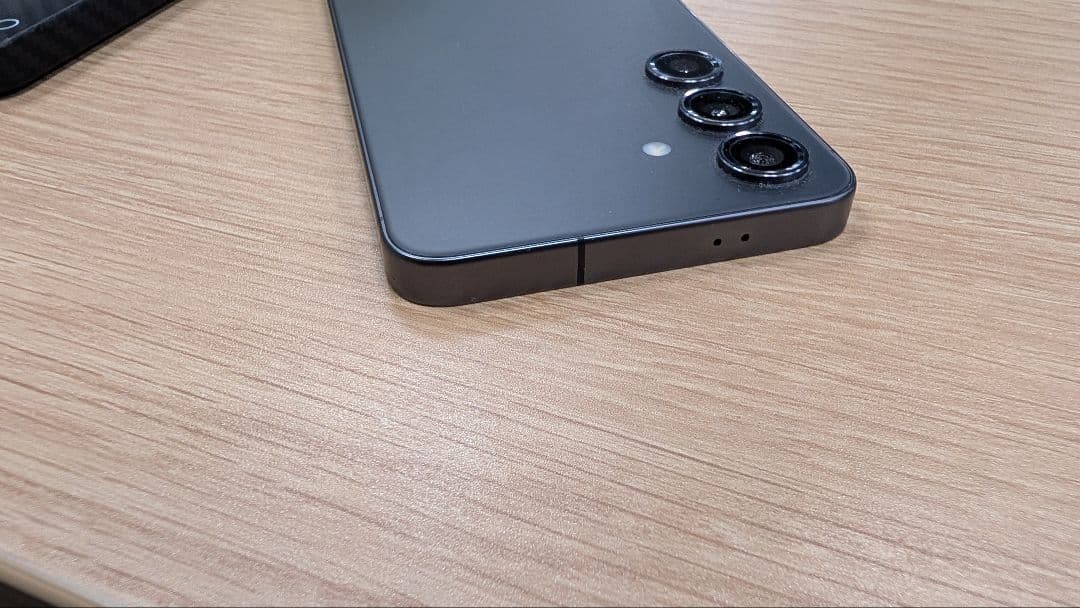 Samsung Galaxy s24 本体とケース simフリー 256gb