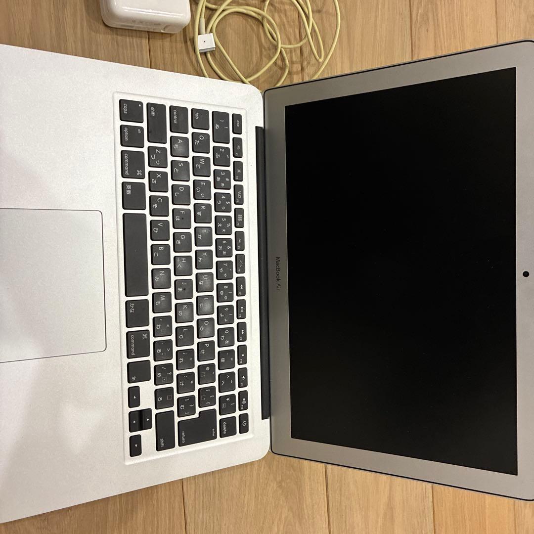 MacBook Air 充電器付き　2015年購入　13インチ　128GB容量
