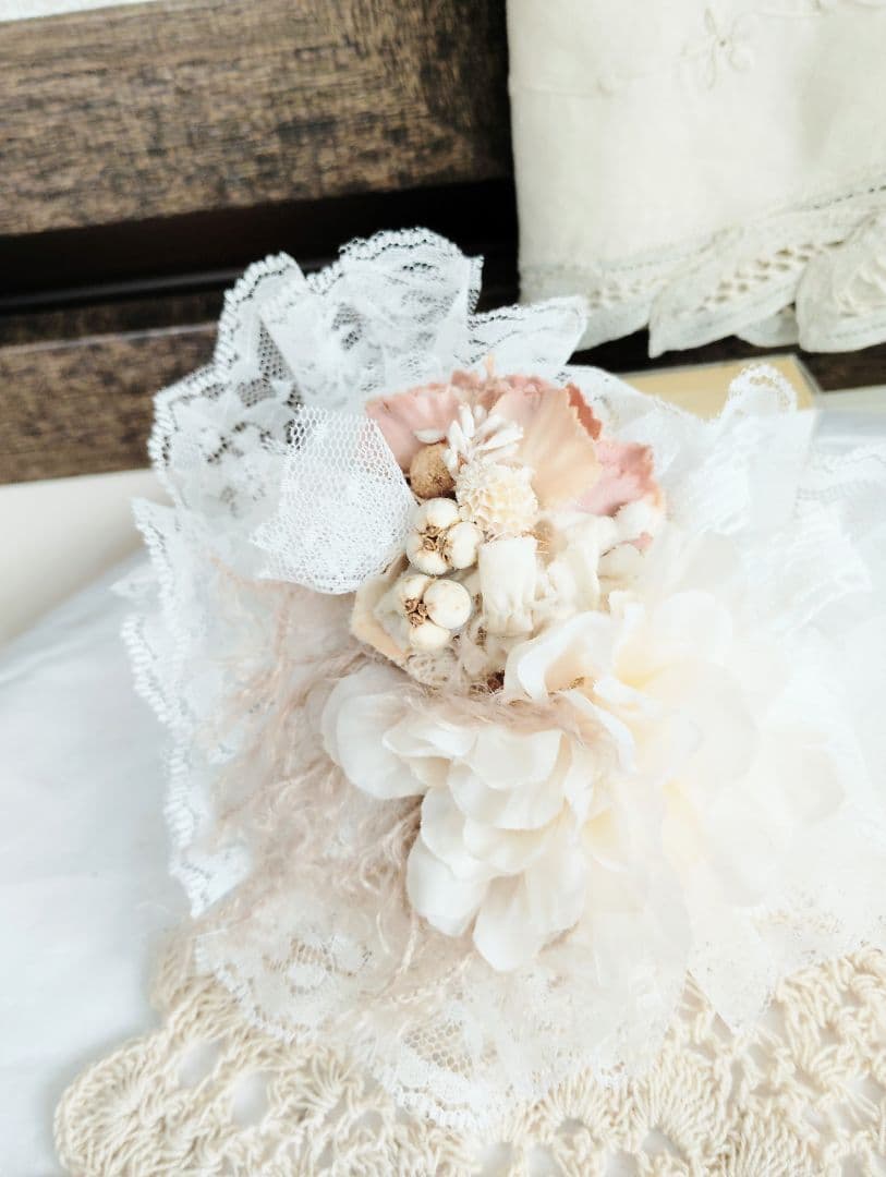 生後１０日♡子猫のポンちゃん♡クマたんとクッション♡アートドール♡ぬいぐるみ♡