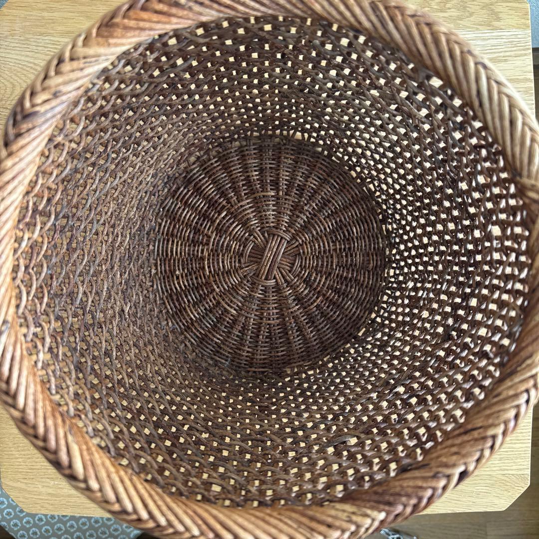 秋田・横手「幻のあけび籠」　希少　縦長丸籠