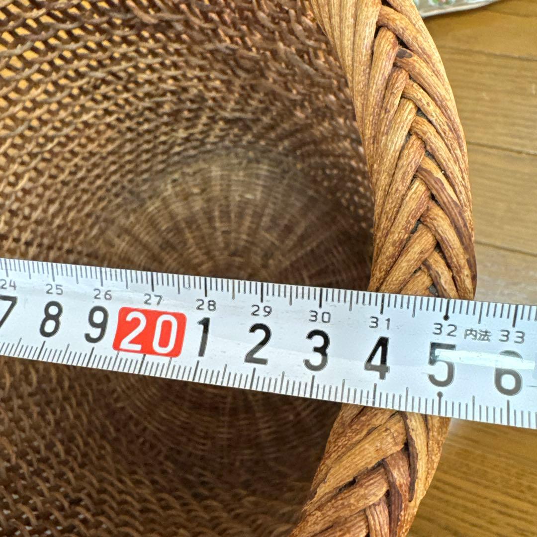 秋田・横手「幻のあけび籠」　希少　縦長丸籠