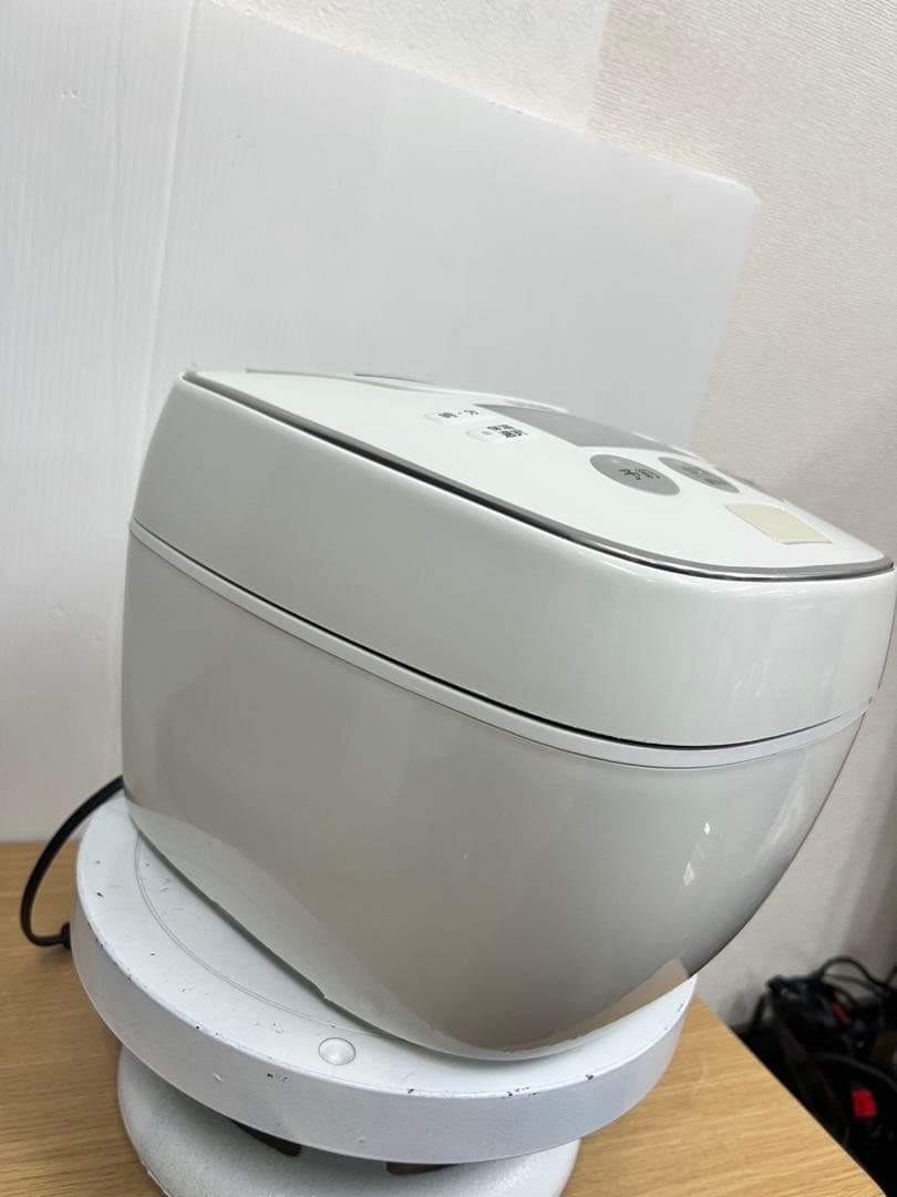 タイガー 圧力IH炊飯ジャー JPB-H100 5.5合炊き / ホワイト