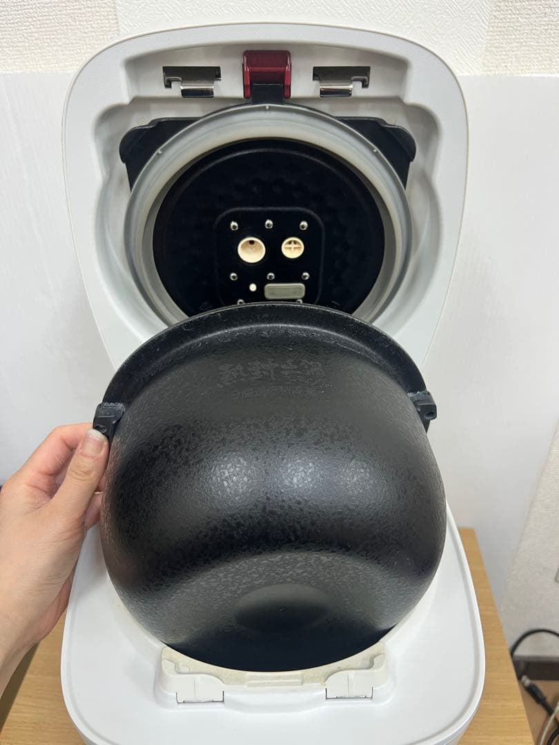 タイガー 圧力IH炊飯ジャー JPB-H100 5.5合炊き / ホワイト