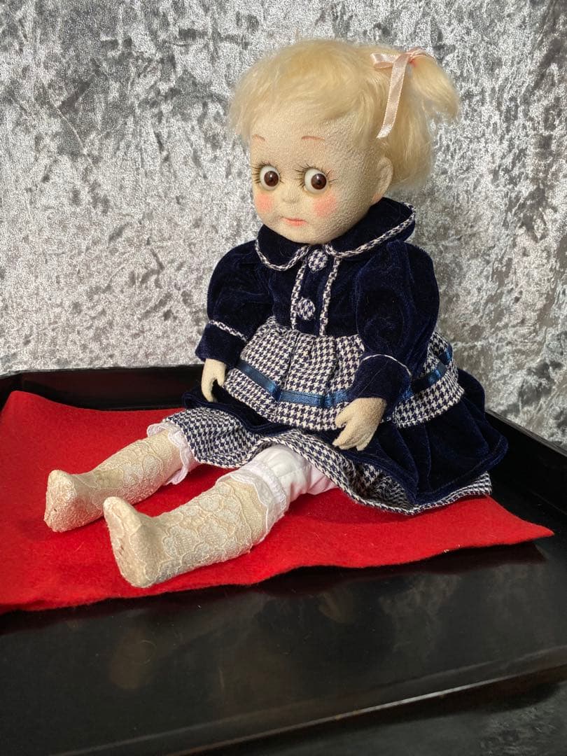 グーグリーちゃん紺色のワンピースハンドメイド