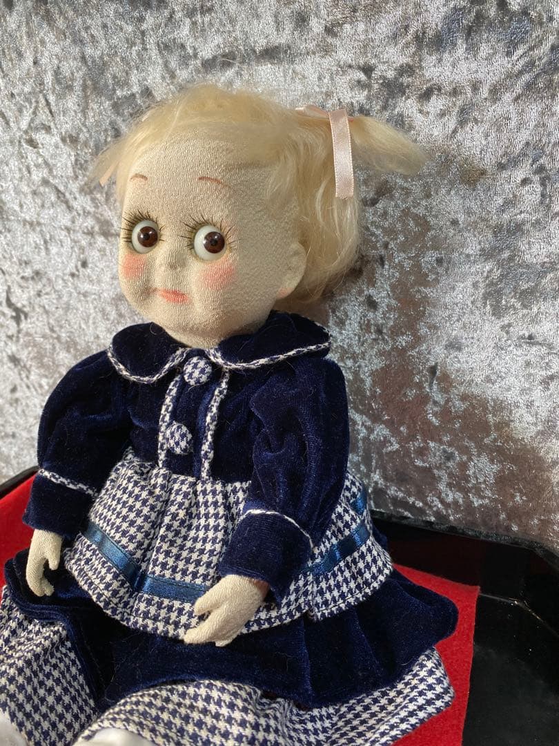 グーグリーちゃん紺色のワンピースハンドメイド
