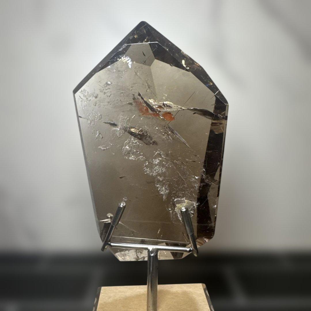 【希少】スモーキークォーツ ルチル×ライモナイト内包 台座付