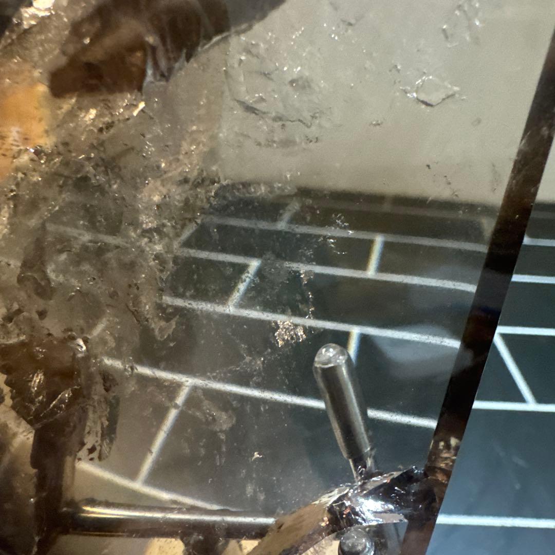 【希少】スモーキークォーツ ルチル×ライモナイト内包 台座付