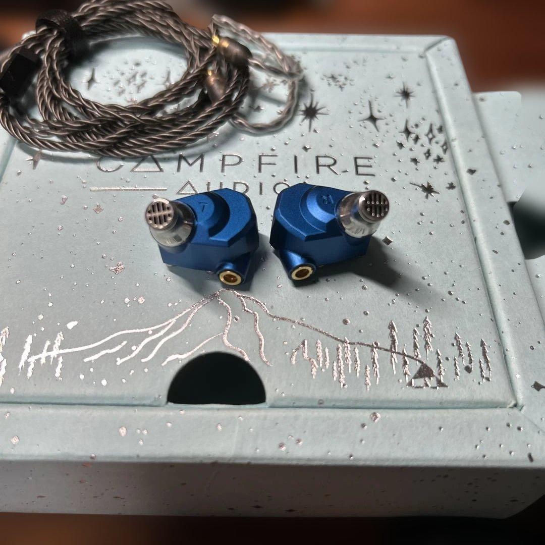 Campfire Audio C/2019 Q4 イヤホン