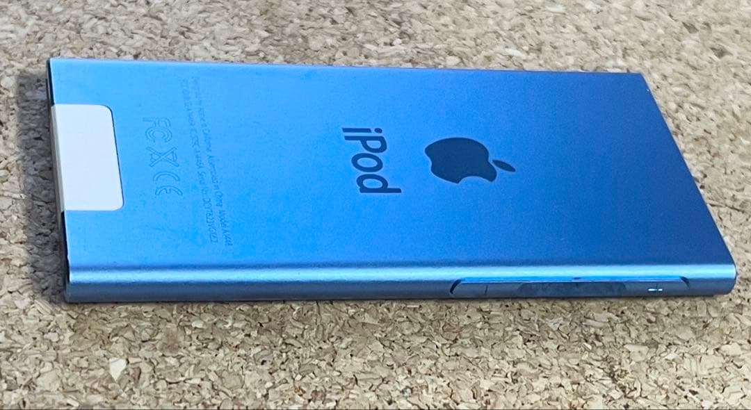 Apple iPod nano 16GB ブルー (第7世代) MKN02J