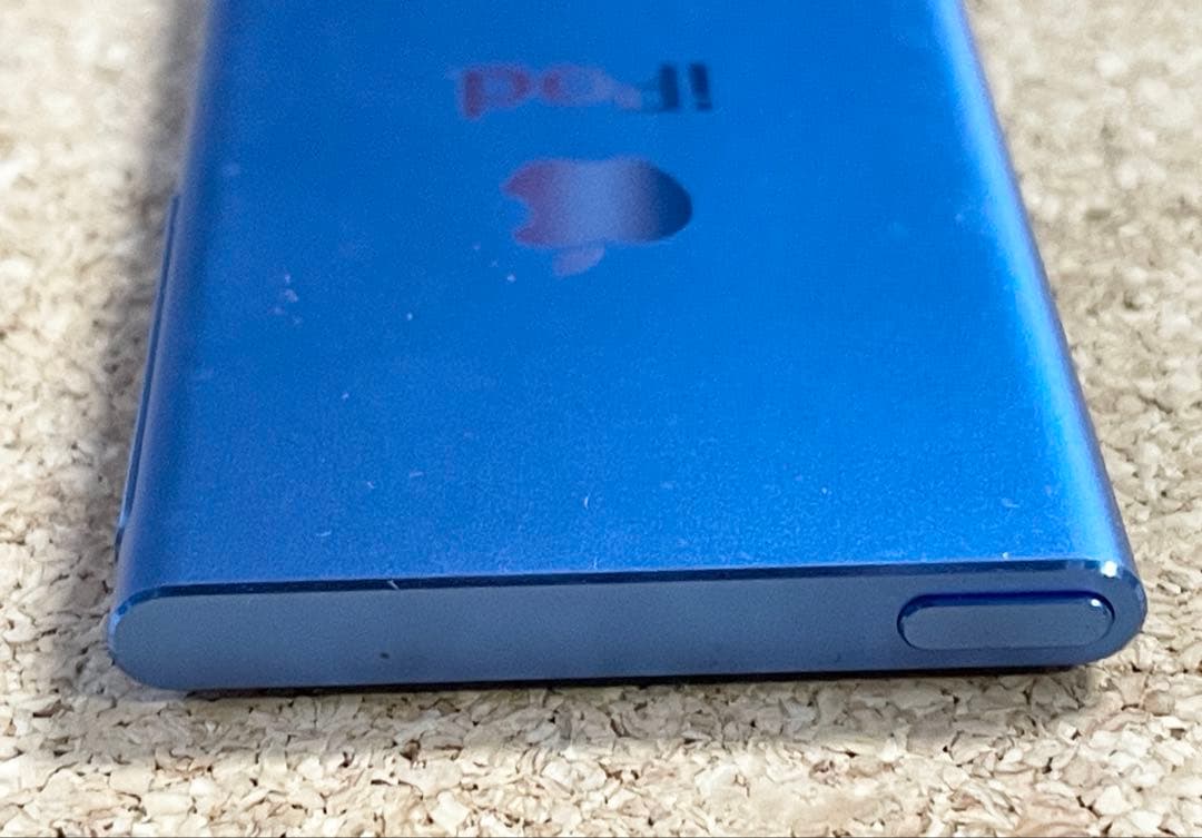 Apple iPod nano 16GB ブルー (第7世代) MKN02J