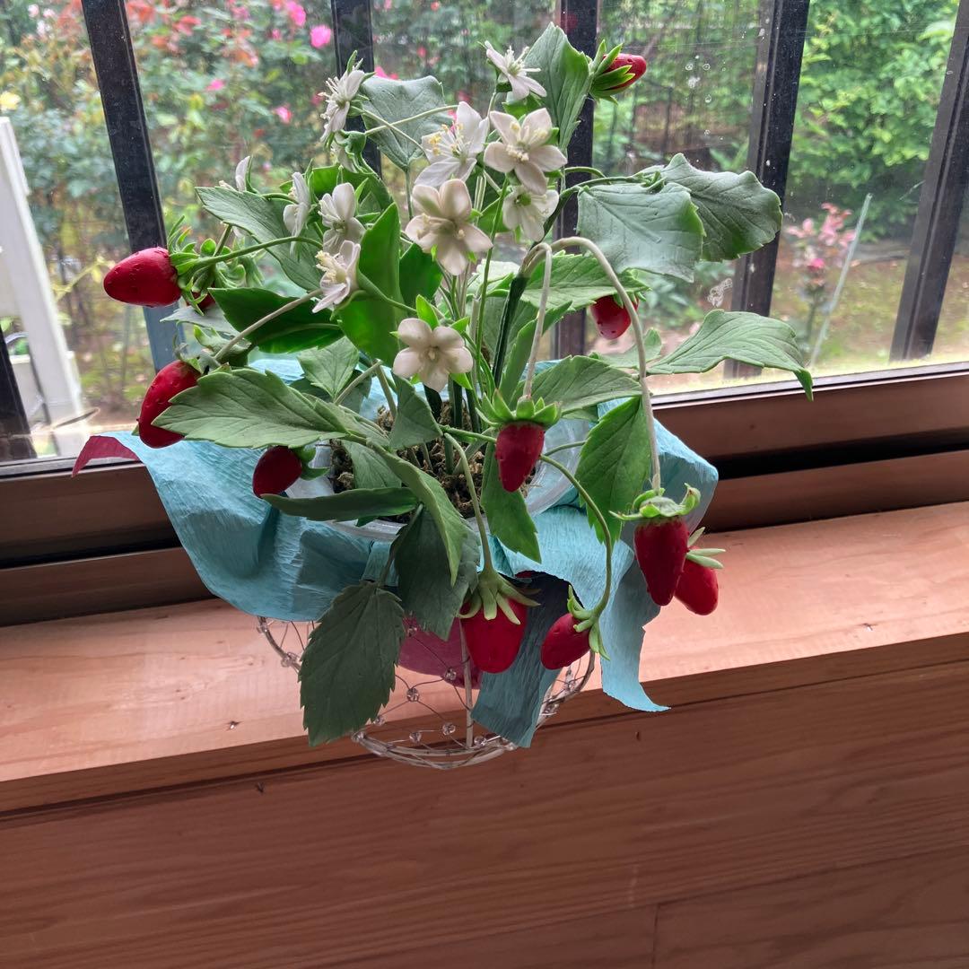 粘土細工、いちご