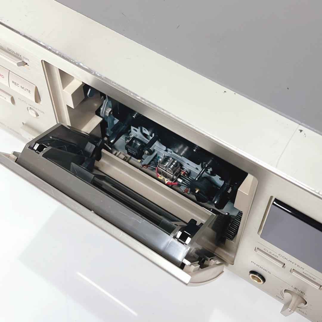 【良品・動作品】 TEAC V-1050 カセットデッキ　動作良好