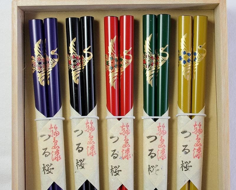 輪島塗 お箸 　【つる桜 蒔絵】　5膳　桐箱付 木製　本漆塗　すべらない