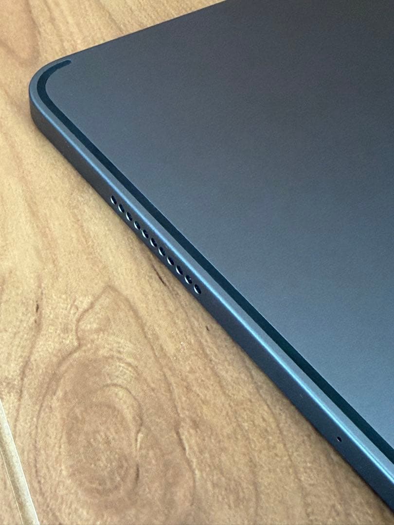 iPad Pro 12.9インチ (第5世代) 256GB スペースグレー