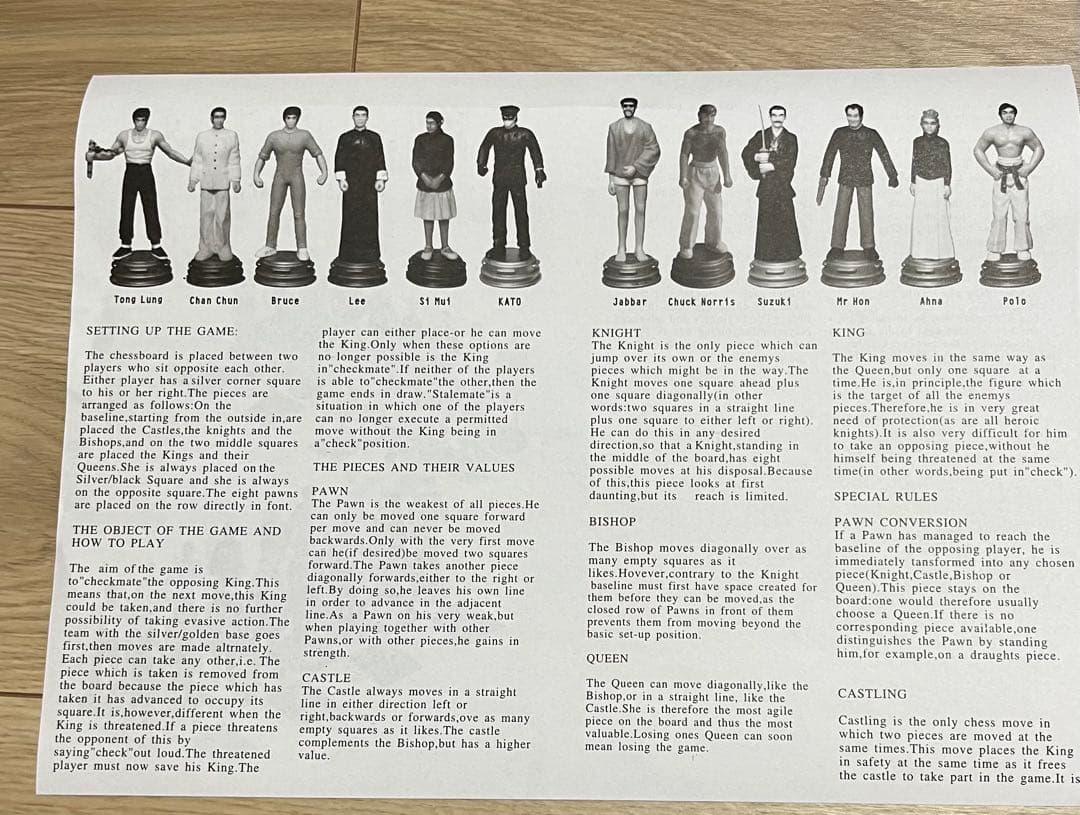 SUPER HEROES CHESS SCHACH スーパーヒーローズ チェス
