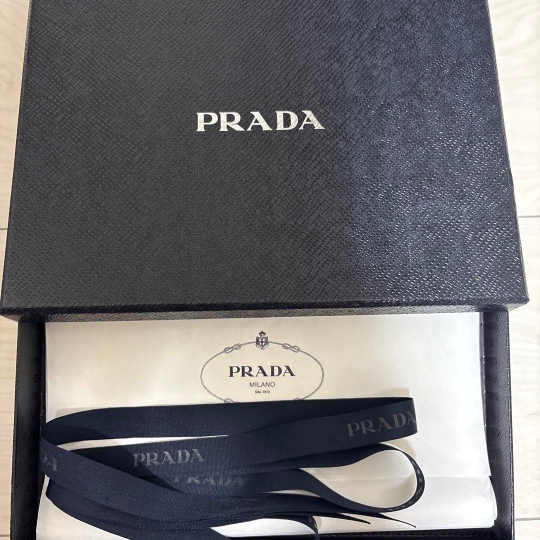 PRADA ブラックレザー iPad miniケース