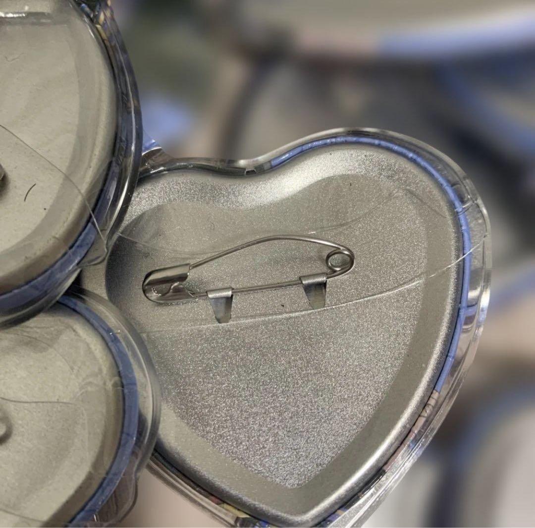 にじさんじ　ミランケストレル　バレンタイン　缶バッチ　30