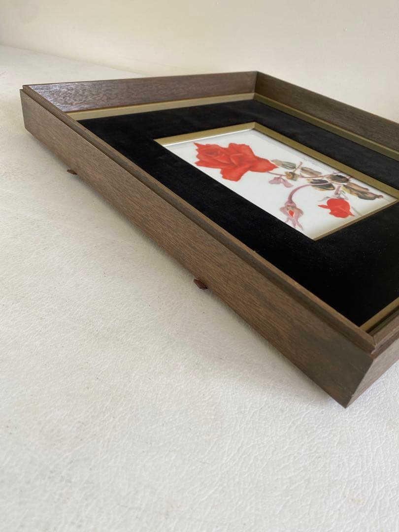 Noritake ノリタケ　陶器製額絵　赤いバラの絵画　木製フレーム