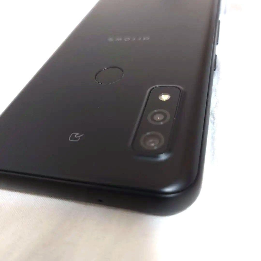 arrows fcg01 64GB ブラック スマホ本体 ケース付き 美品