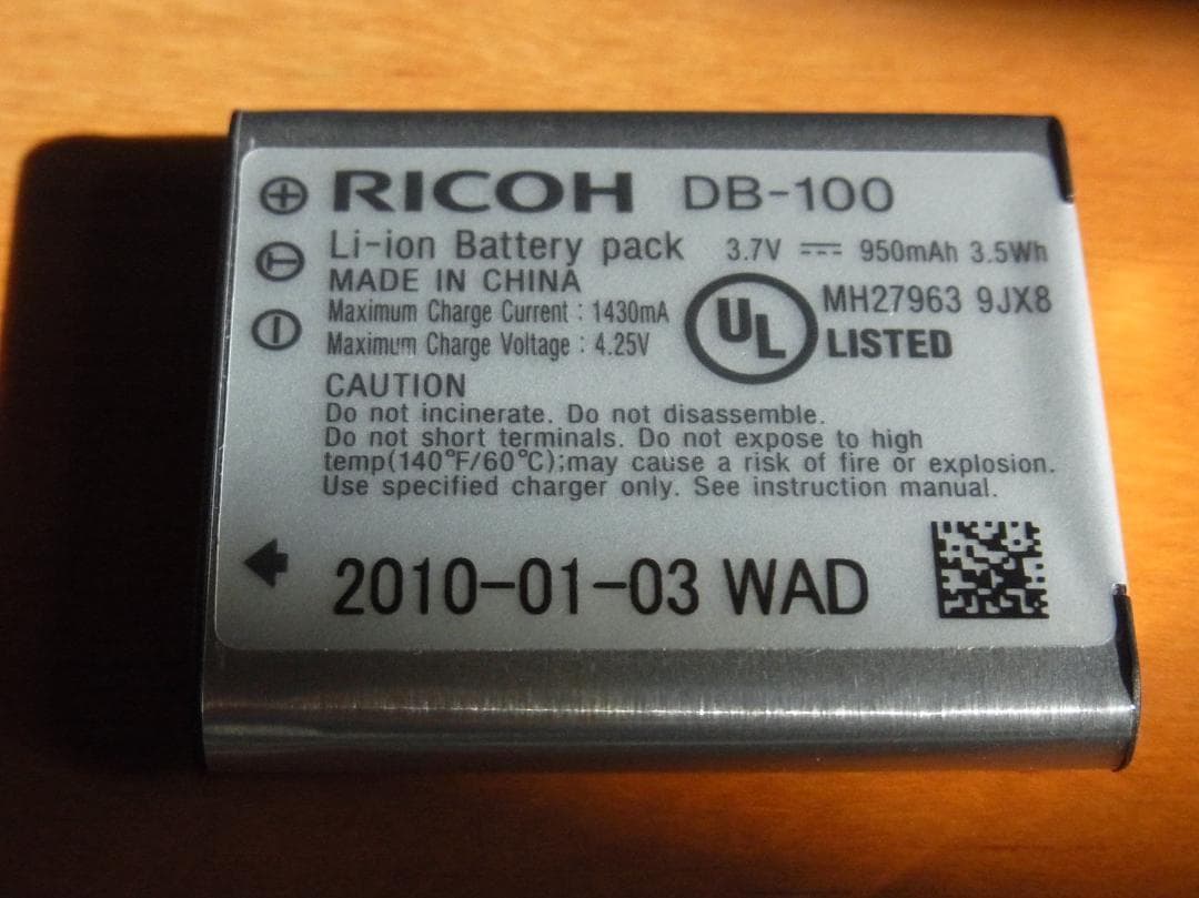 美品 RICOH リコー CX3 コンパクトデジタルカメラ