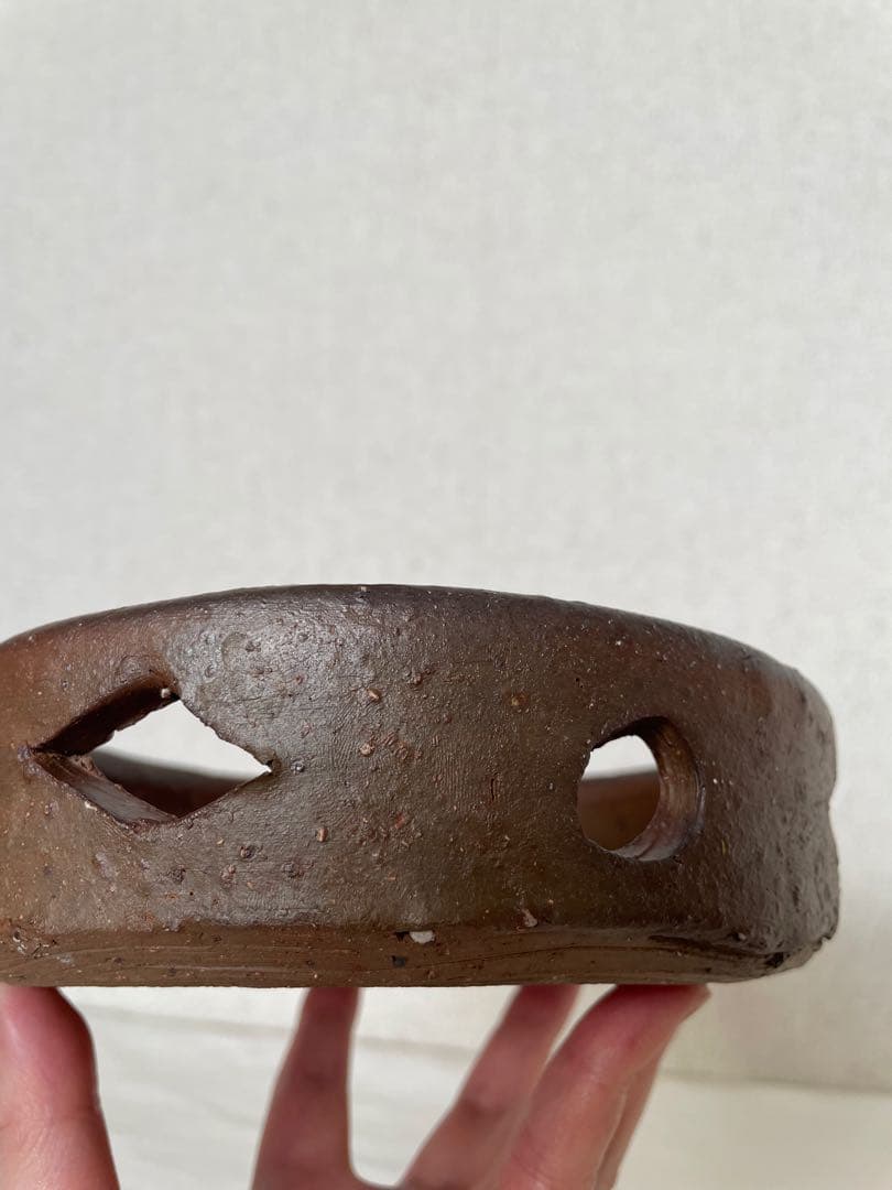 國吉清尚 作　焼締　透かし鉢　A