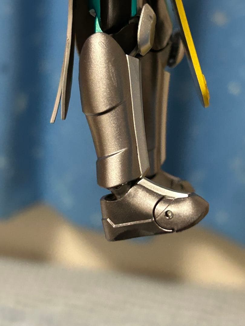 【欠品・塗装ハゲあり】フィギュアーツ　仮面ライダーリバイスセット