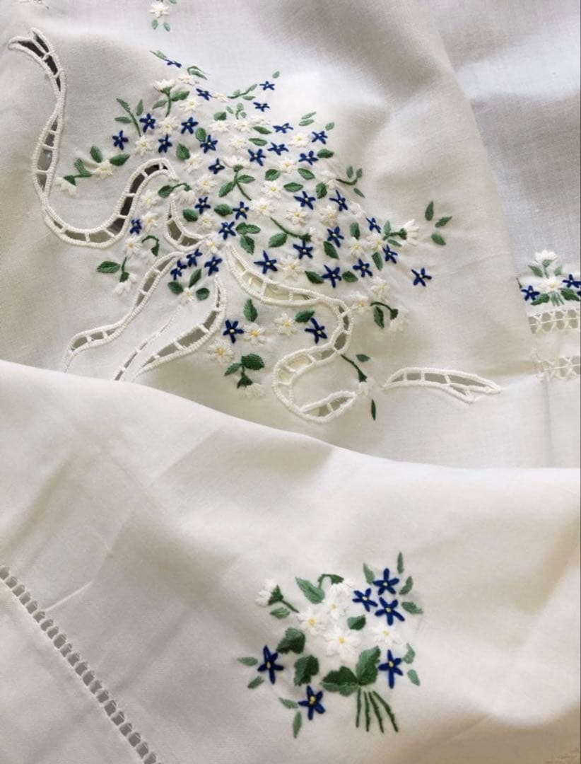 刺繍テーブルクロス250x140cm