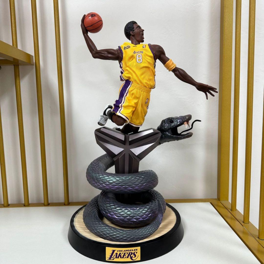 NBA Kobeコービー ブライアント フィギュア 39cm