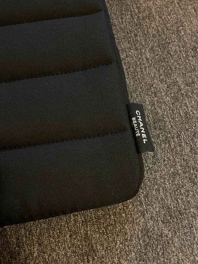 シャネル　パソコンケース CHANEL ラコレクション　パソコンケース