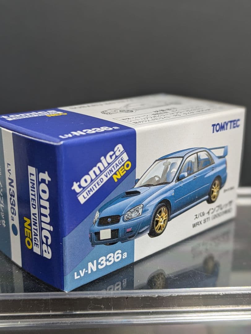 トミカリミテッドヴィンテージネオ インプレッサWRX STi (2003年式)