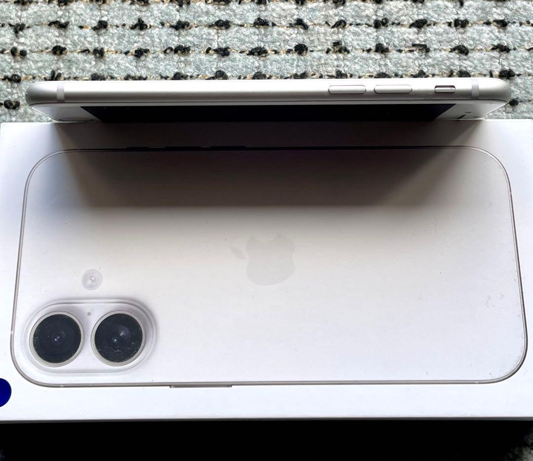 iPhone8 256GBシルバー 美品