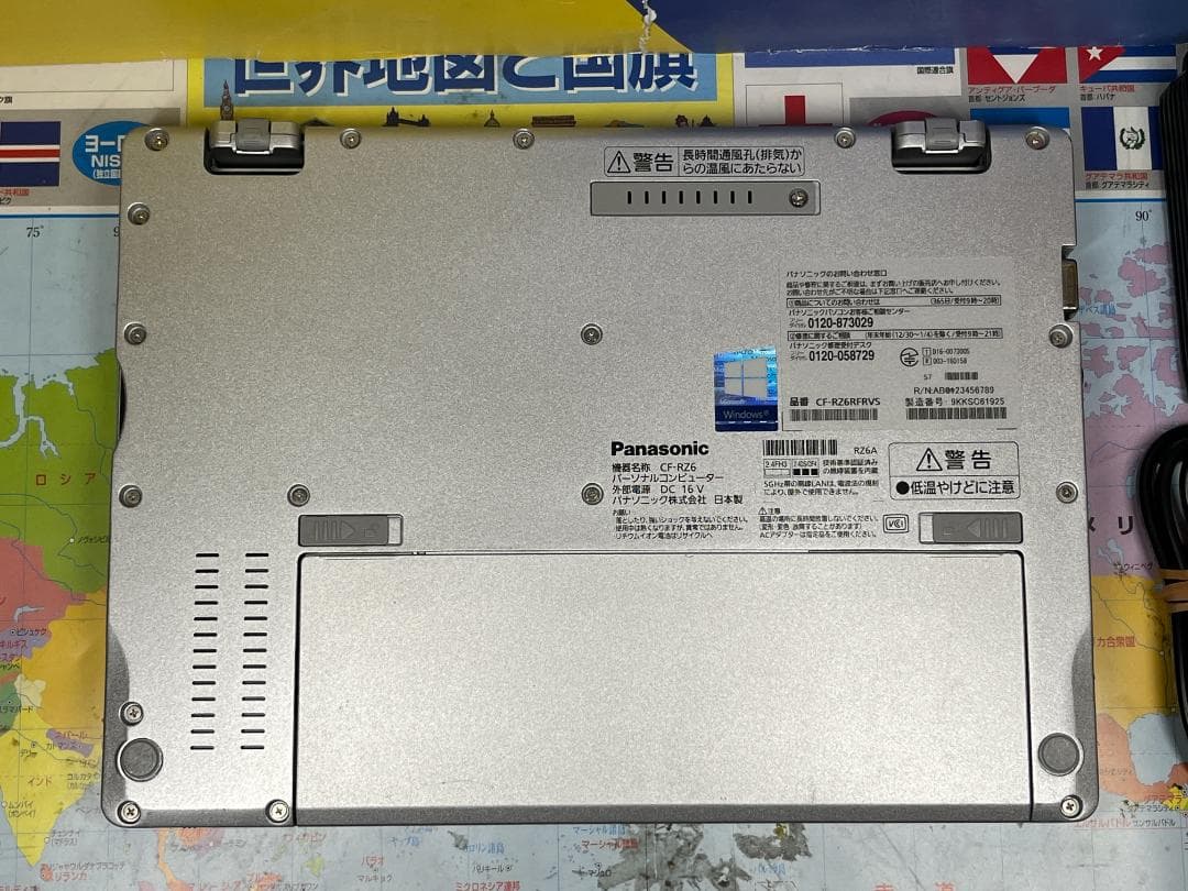 パナソニック CF-RZ6 LTE 2in1 10.1型 タッチパネル 超軽量