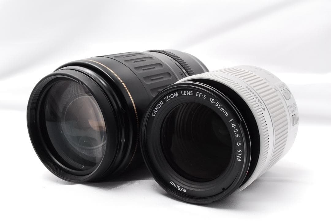 ショット数新品級✨キャノン kiss X7 ホワイト ダブルレンズセット