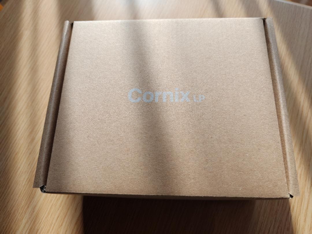 Cornix LP 分割型キーボード 本体 ケース付き 静音キースイッチ