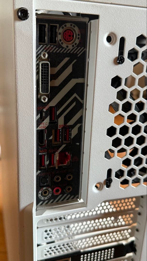 サーバー向け低電力デスクトップPC