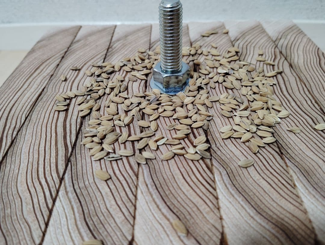 籾摺り機(小型 回転軸ボルトタイプ)