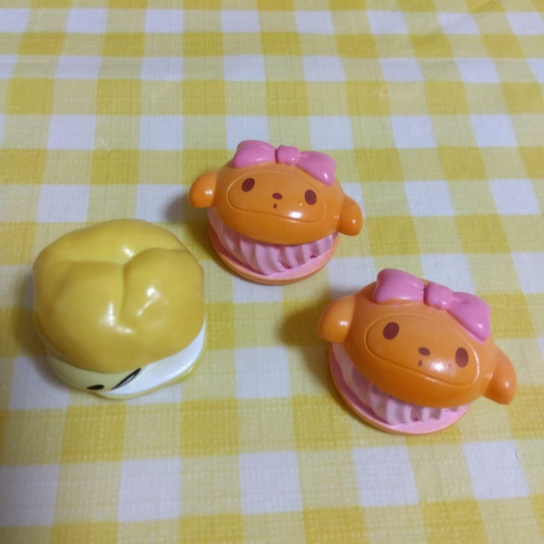 サンリオ　バスボール　バスボム　入浴剤オマケ　キティ　マイメロ　シナモ　ぐでたま