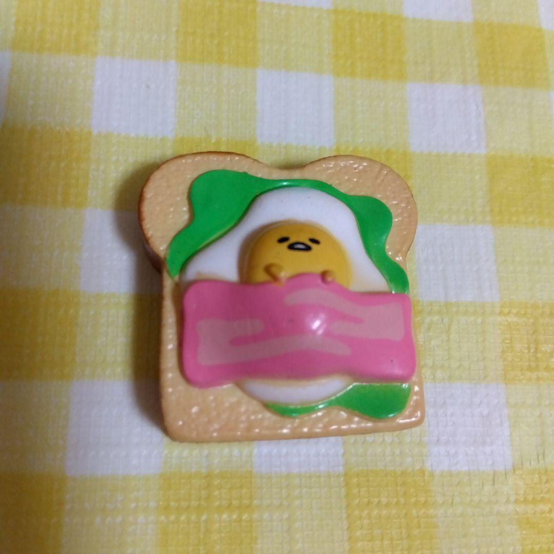 サンリオ　バスボール　バスボム　入浴剤オマケ　キティ　マイメロ　シナモ　ぐでたま