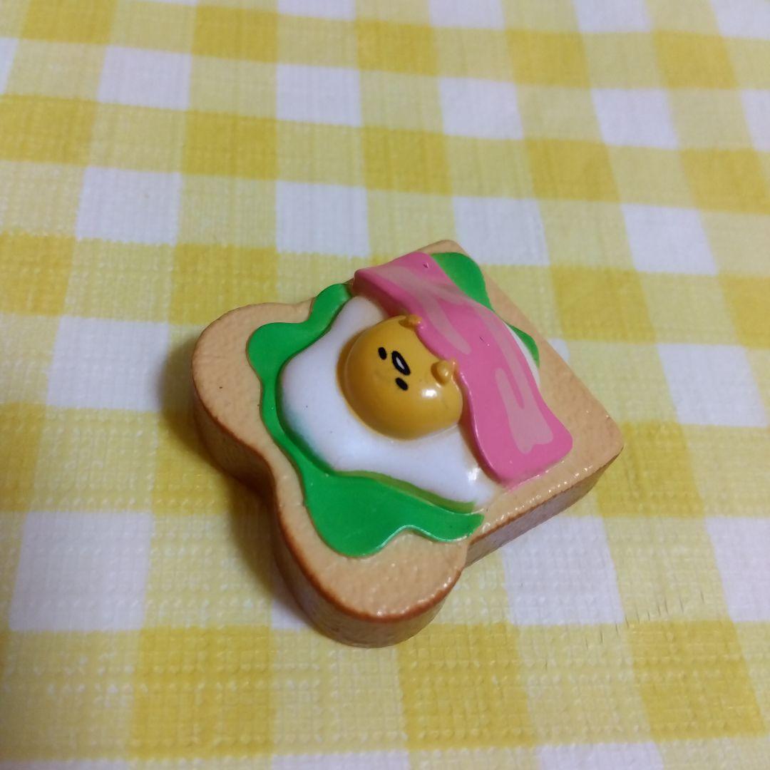 サンリオ　バスボール　バスボム　入浴剤オマケ　キティ　マイメロ　シナモ　ぐでたま