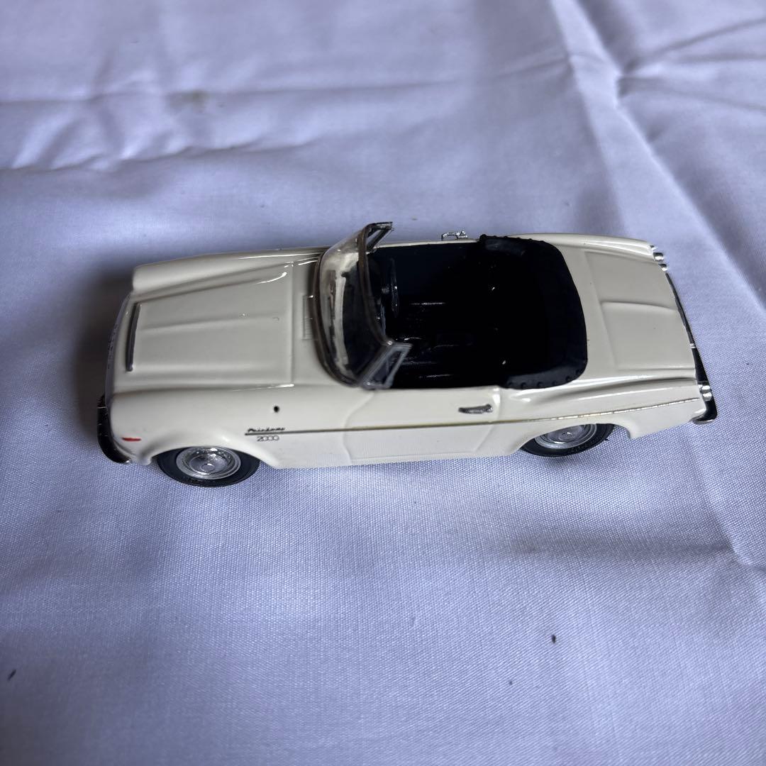 CAM 1/43 ダットサン SR311 フェアレディ 2000 ホワイト