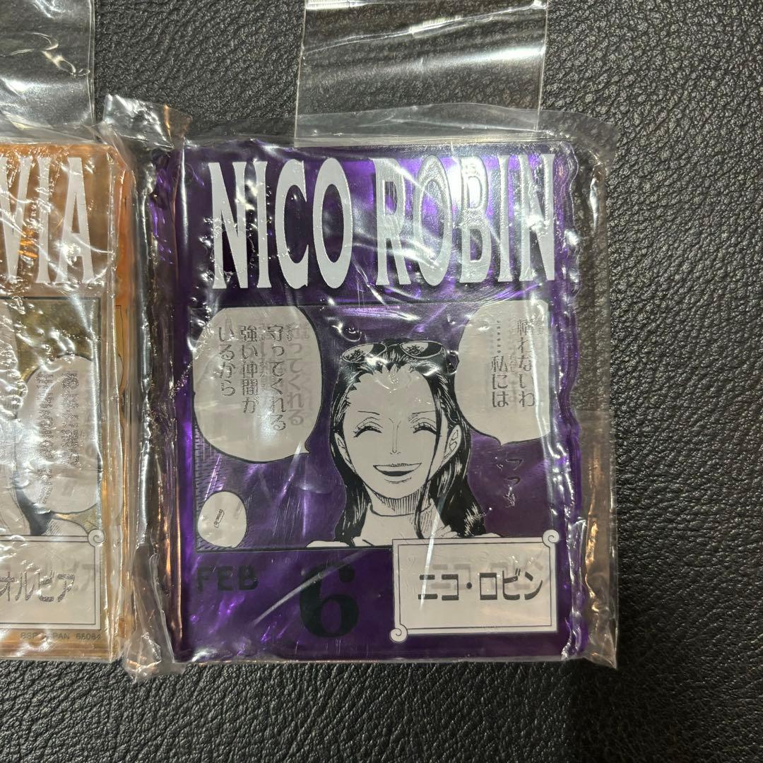 ☆NICO OLIVIA & NICO ROBIN アクリルキーホルダーセット